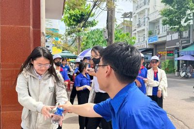Cả ngàn đoàn viên, thanh niên Gia Lai tham gia tiếp sức mùa thi