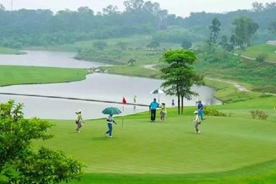 Hạ chức Trưởng phòng Khoáng sản ở Phú Thọ vì chơi golf trong giờ hành chính