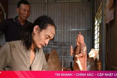 Người 'thổi hồn' vào từng khúc gỗ