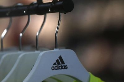 World Cup: Cuộc cạnh tranh quyết liệt giữa các tập đoàn sản xuất đồ thể thao