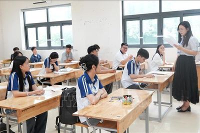 Thi tốt nghiệp THPT 2026: Cả nước có 1.208.968 thí sinh đến làm thủ tục dự thi