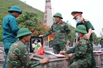 Kỳ công lấy mẫu ADN, thắp lên hy vọng 'trả lại tên' cho liệt sĩ
