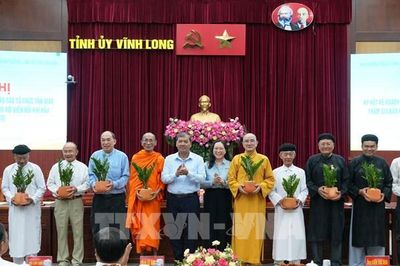 Vĩnh Long: Ký kết phát huy vai trò tôn giáo bảo vệ môi trường