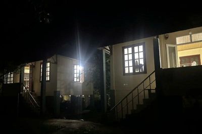Sáng ánh đèn ở làng học sinh Mường Lát trước ngày thi tốt nghiệp THPT