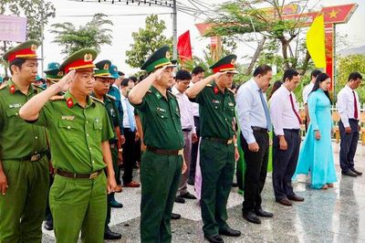 UBND xã Ba Chúc tổ chức lễ kỷ niệm 77 năm chiến thắng cầu sắt Vĩnh Thông