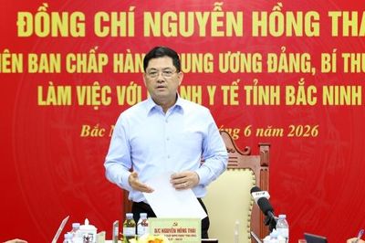 Bắc Ninh: Bí thư Tỉnh ủy Nguyễn Hồng Thái làm việc với ngành Y tế về định hướng phát triển đến năm 2030