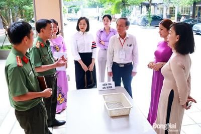 Sẵn sàng đón thí sinh đến làm thủ tục dự thi tốt nghiệp THPT năm 2026