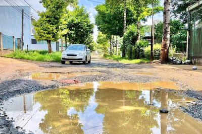 Người dân mong đường Nguyễn Bá Lại sớm được nâng cấp