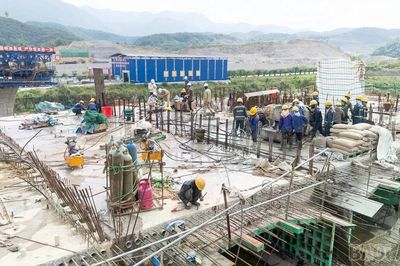 Đề xuất người lao động được nghỉ thêm 01 ngày hưởng nguyên lương