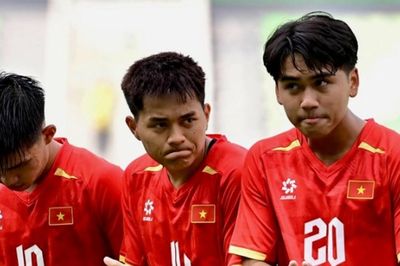 U19 Việt Nam bị loại cay đắng sau cơn địa chấn của U19 Campuchia