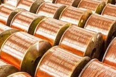 Giá đồng thế giới giảm xuống 13.572 USD/tấn do áp lực địa chính trị