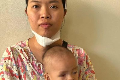 Mở rộng lòng từ: Nhà nghèo, con bị bệnh ung thư