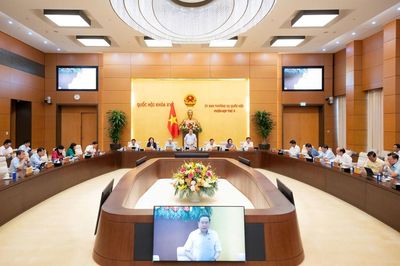 Thường vụ Quốc hội xem xét kế hoạch giám sát sử dụng trụ sở làm việc sau sắp xếp bộ máy