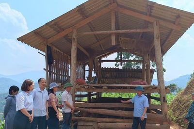 Thẩm tra trong điều kiện địa bàn rộng, đa số vùng đồng bào dân tộc thiểu số, biên giới Lấy ý kiến những người nắm bắt được 'hơi thở' chính sách