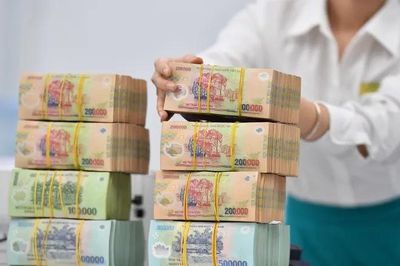 Chu kỳ tiền rẻ kết thúc: Thị trường chứng khoán sẽ đi về đâu?