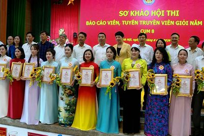 Báo cáo viên 12 xã tuyên truyền nghị quyết của Đảng vào cuộc sống