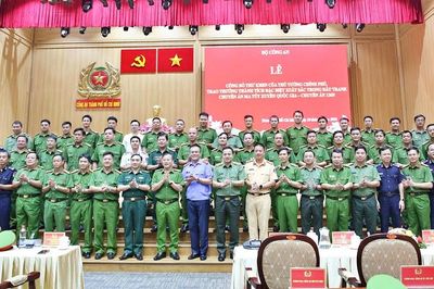 9 đơn vị nhận Thư khen của Thủ tướng Chính phủ trong chuyên án triệt phá đường dây ma túy xuyên quốc gia