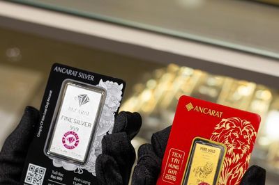 Giá bạc ngày 10/6: Bạc thế giới 'bốc hơi' 3%, bạc trong nước lùi về mốc khoảng 67 triệu đồng/kg