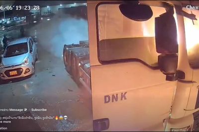Công an Lào điều tra tài xế xe đầu kéo tông nữ nhân viên cây xăng rồi phóng hỏa