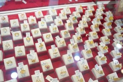 Hai lưu ý quan trọng người dân cần biết khi mua bán vàng