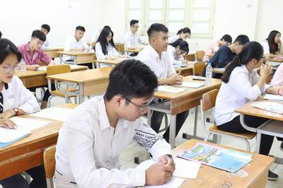 Chiều nay (10/6), hơn 1,2 triệu thí sinh làm thủ tục dự thi tốt nghiệp THPT 2026