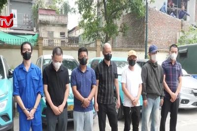 Bắt đối tượng chế tạo thiết bị giúp tài xế taxi qua mặt hệ thống giám sát
