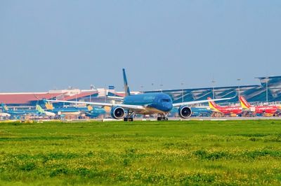 Rà soát quy hoạch sân bay để đáp ứng mục tiêu tăng trưởng kinh tế hai con số