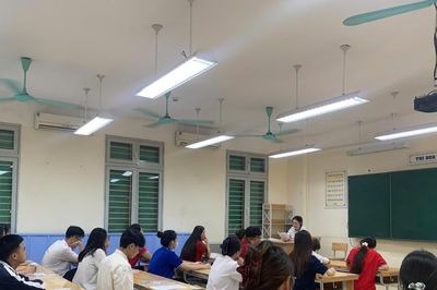 Đề thi Toán giữ cấu trúc ổn định, tăng cường đánh giá năng lực vận dụng