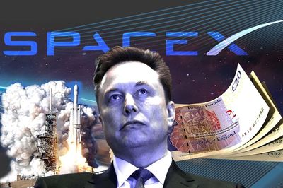 Elon Musk sắp biến 4.000 người thành triệu phú USD