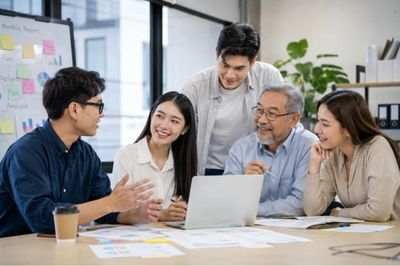 Khoảng cách thế hệ nơi công sở: Hiểu nhau để cùng phát triển