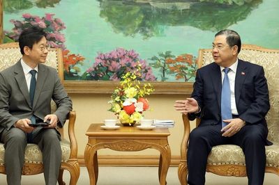 Phó Thủ tướng Thường trực Phạm Gia Túc tiếp Tổng Giám đốc Tập đoàn TKG Taekwang (Hàn Quốc)