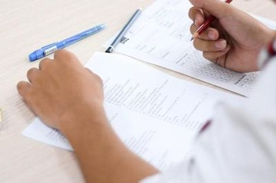 12 thí sinh bị đình chỉ thi do vi phạm quy chế