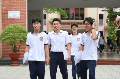 Đề thi môn Toán có độ khó vừa phải, thí sinh tự tin đạt điểm khá