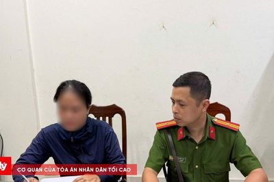 Xử phạt người phụ nữ bán 10 chiếc bánh rán với giá 430.000 đồng