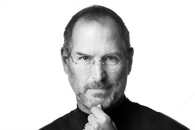 Steve Jobs vào đề thi Ngữ văn THPT 2026 gây sốt, ông là ai?