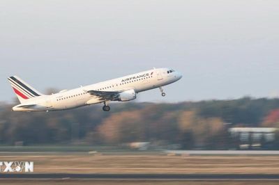 Ngành hàng không châu Âu đặt cược vào máy bay điện lai do khủng hoảng năng lượng