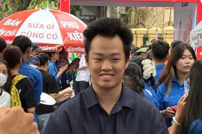 Đề thi Ngữ văn nhấn vào khát vọng cống hiến nhưng không làm khó thí sinh