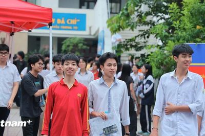Thi nghiệp THPT 2026: 27 thí sinh bị đình chỉ trong ngày thi đầu tiên