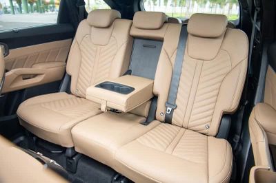 Hé lộ giá bán Kia Sorento Hybrid 2026 tại Việt Nam, từ 1,349 tỷ đồng
