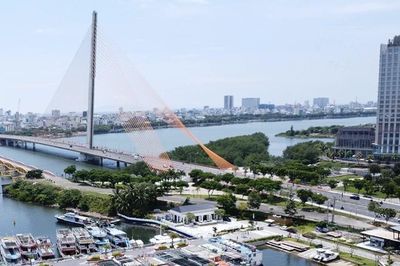 Giá trúng thầu tổ hợp pháo hoa Đà Nẵng cao hơn 30.000 đồng/m2 so với giá khởi điểm