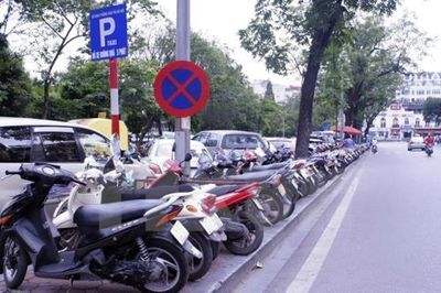 Hà Nội rà soát, xử lý vi phạm tại các điểm trông giữ xe