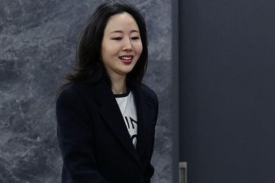 Min Hee Jin thua toàn bộ các vụ kiện hình sự nhằm vào HYBE