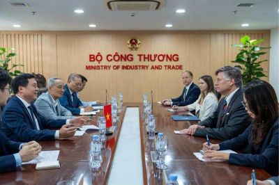 Thúc đẩy hợp tác kinh tế, thương mại và năng lượng Việt Nam - Hoa Kỳ
