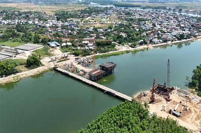 Quảng Ngãi: Tháo gỡ vướng mắc cho 111 dự án, xử lý gần 1.000 cơ sở nhà, đất dôi dư