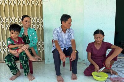 Nặng lòng với dân, tận tâm với việc
