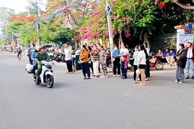 Công an phường Châu Đốc kịp thời đưa thí sinh ngủ quên đến điểm thi tốt nghiệp THPT