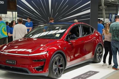 Độ bền thực tế của xe điện Tesla: Vượt xa kỳ vọng và thách thức định kiến xe xăng