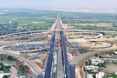 Giữ rừng để phát triển bền vững