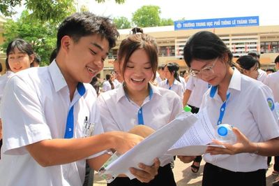 Đề thi Ngữ văn 'chạm' đến cảm xúc của thí sinh