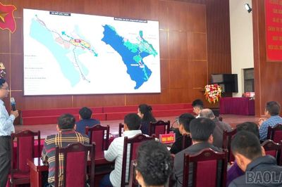 Tả Van lấy ý kiến các cơ quan, tổ chức và cộng đồng dân cư về Đồ án Quy hoạch chung